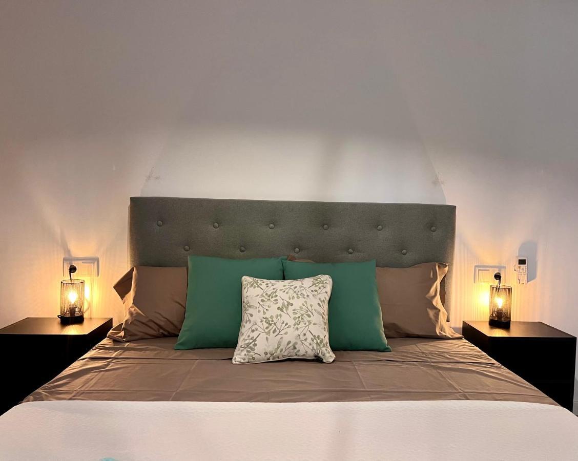 Gatu Premium Villa La Pepa, Preferente Mayores De 25 Anos Y Familias กาดิซ ภายนอก รูปภาพ